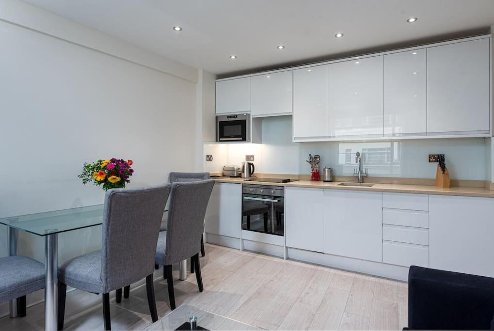Chic Apartment - Fabulous Central Location In Zone 1 Londra Exterior foto