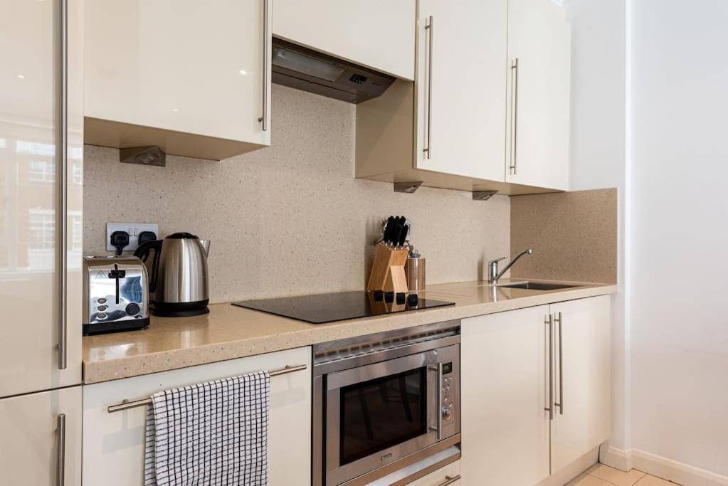 Chic Apartment - Fabulous Central Location In Zone 1 Londra Exterior foto